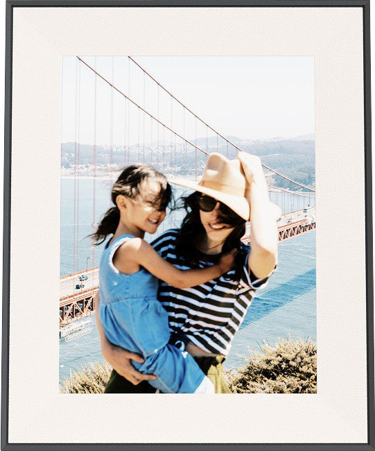 Aura Frames Aspen Schwarz