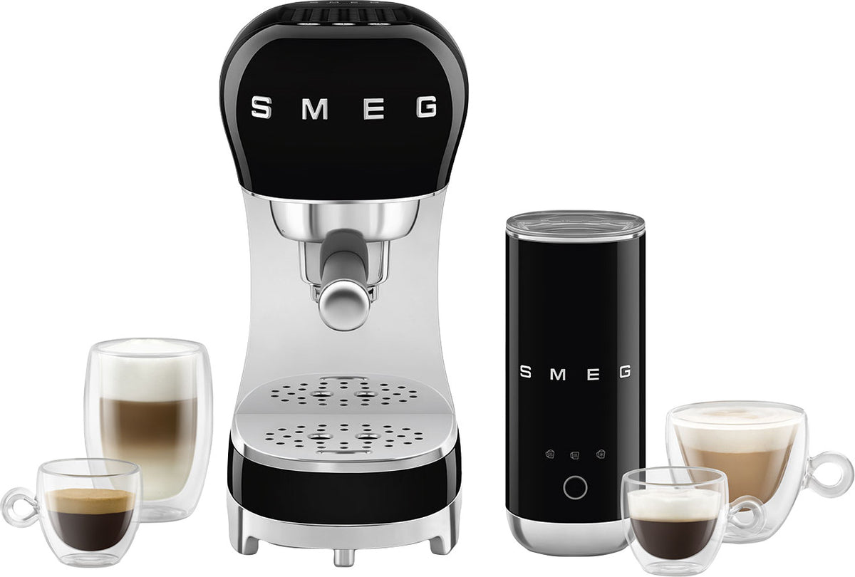 SMEG ECF12BLEU Schwarz + Milchaufschäumer