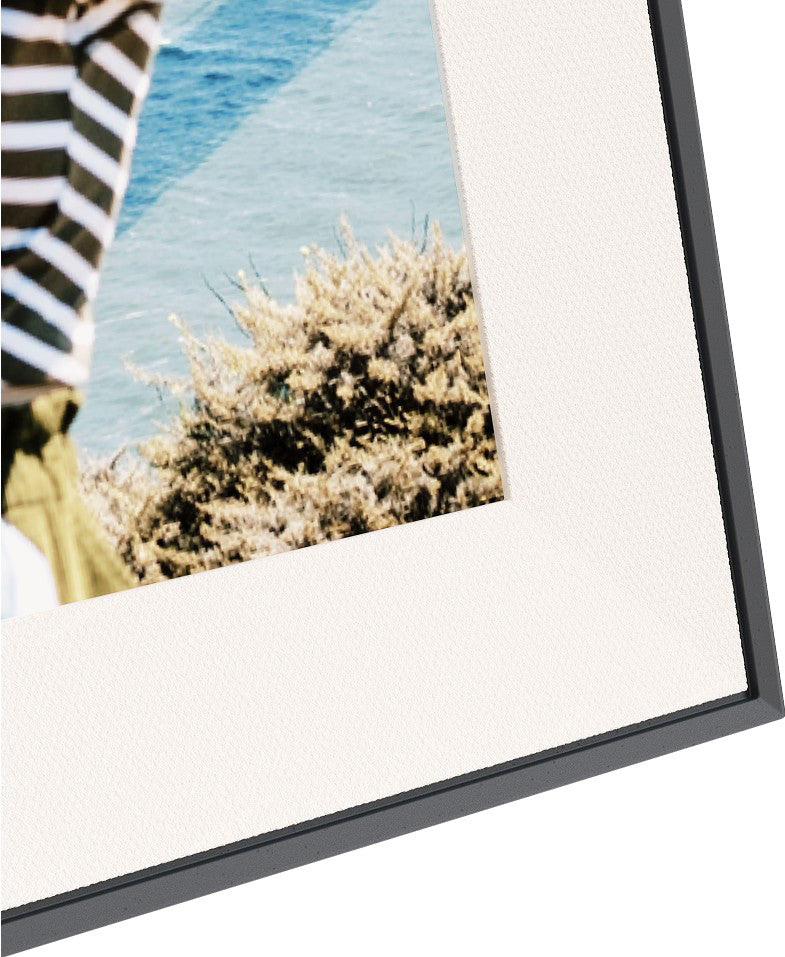 Aura Frames Aspen Schwarz