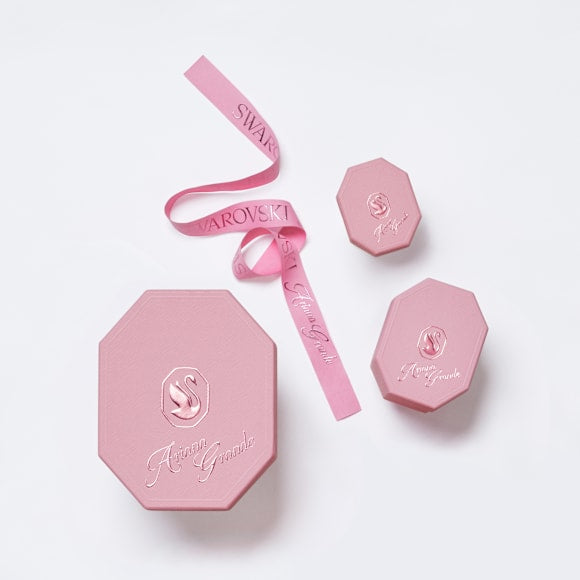 Ariana Grande x Swarovski Ohrstecker, Verschiedene Schliffe, Herz, Weiß, Rhodiniert – 5720859_pack1